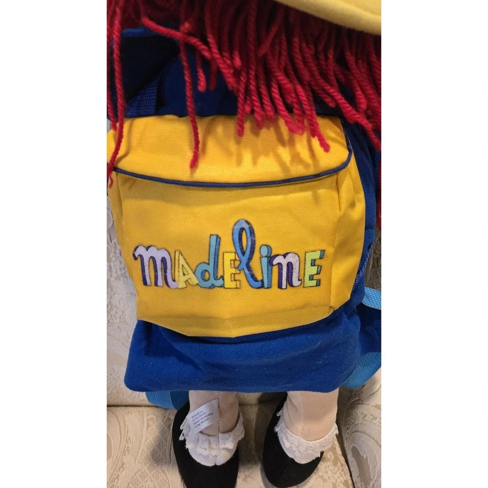 1997 Madeline Doll Hugging Backpack 25